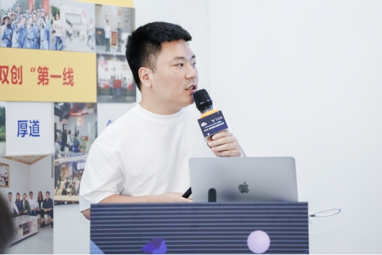 云图片