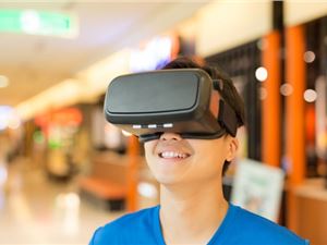 张一鸣几十亿砸向VR:戴头盔刷短视频是VR的未来吗?