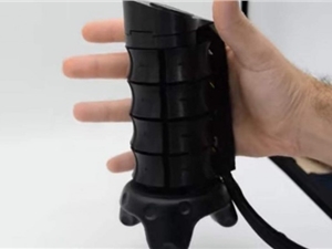 [视频]X-Rings：让你在VR体验中的握感更加真实